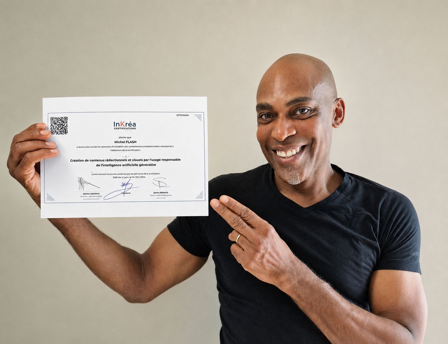 Portrait de Michel Flash, talent ExplAIner